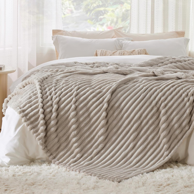 Ribbed Fleece Blanket